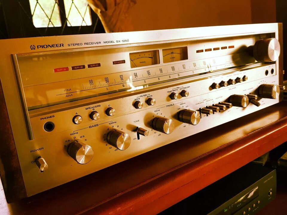 Vintage pioneer sx1980 receiver in good working condition