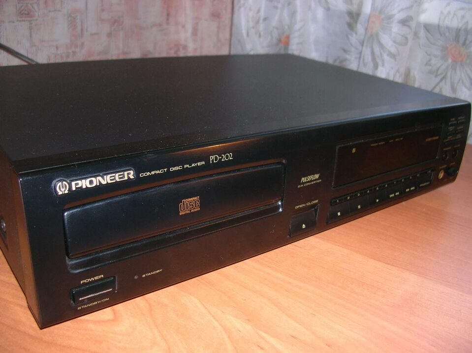 CD дека pioneer PD-202.состояние 1993